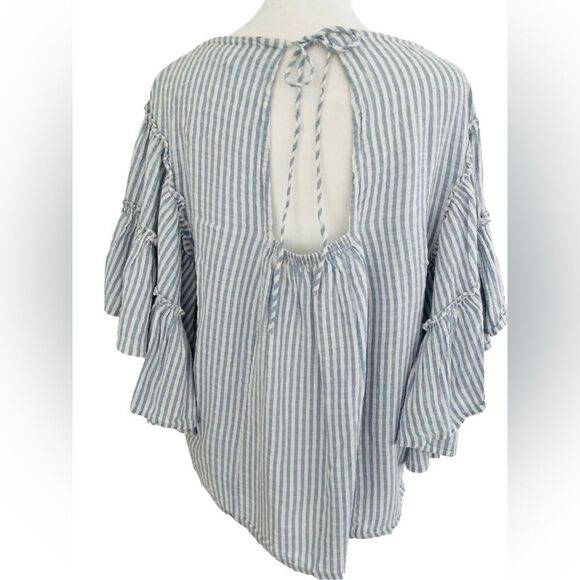 Chelsea & Theodore blue/white striped relaxed fit top, ruffled sleeves size M. - Picture 5 of 8